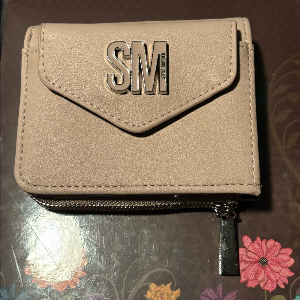 Steve Madden wallet